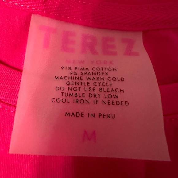 Terez Bliss Tee - NWOT - Size M - Picture 7 of 9